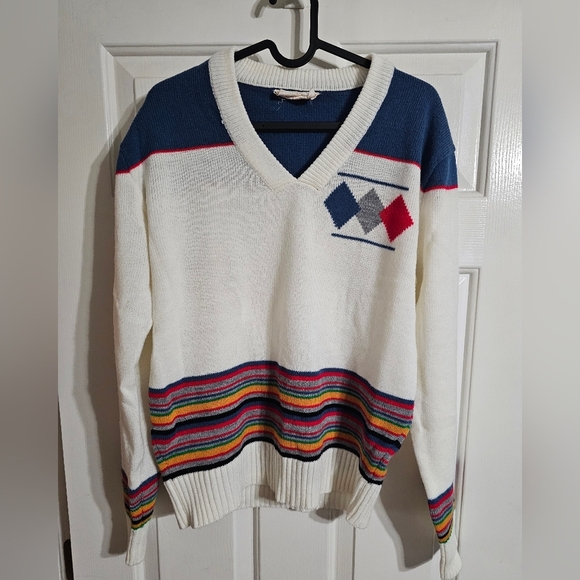 Vintage Jantzen M White Rainbow Stripe Argyle V Neck Sweater 80s Preppy Ski Knit - Picture 2 of 6